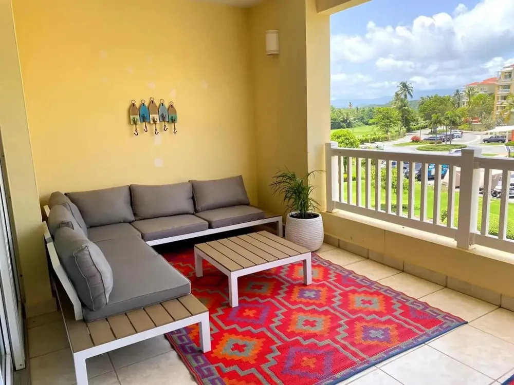 100 OCEAN DRIVE #131 Humacao, PR 00791