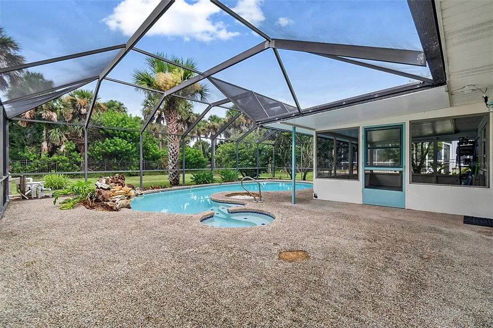 2448 S DAYTONA AVENUE Flagler Beach, FL 32136