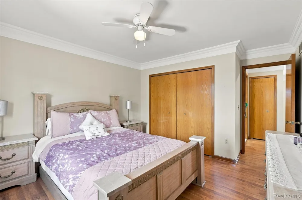52844 Karon Drive Macomb Township, MI 48042