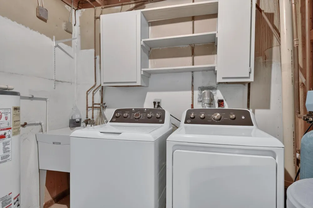 4950 Sparrow Avenue Cooper Charter Township, MI 49004