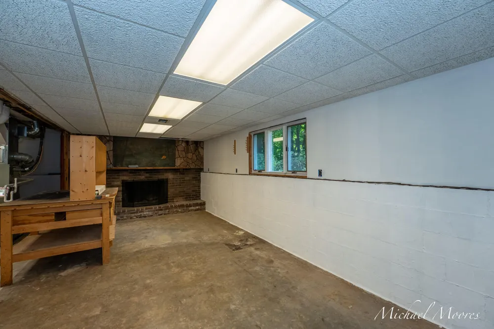 7011 E 128th Street Ensley Township, MI 49343