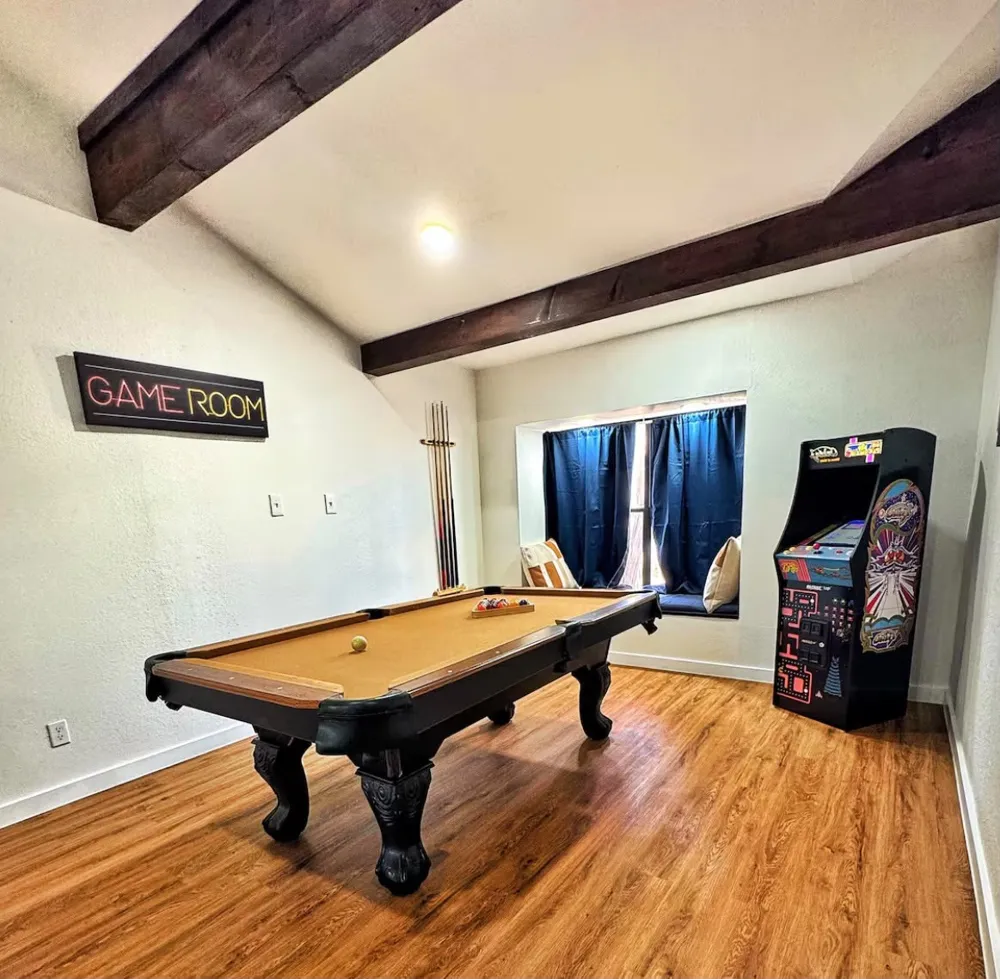 700 Burnwood Drive Irving, TX 75062