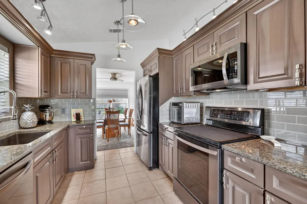 6713 ALEMENDRA STREET Fort Pierce, FL 34951