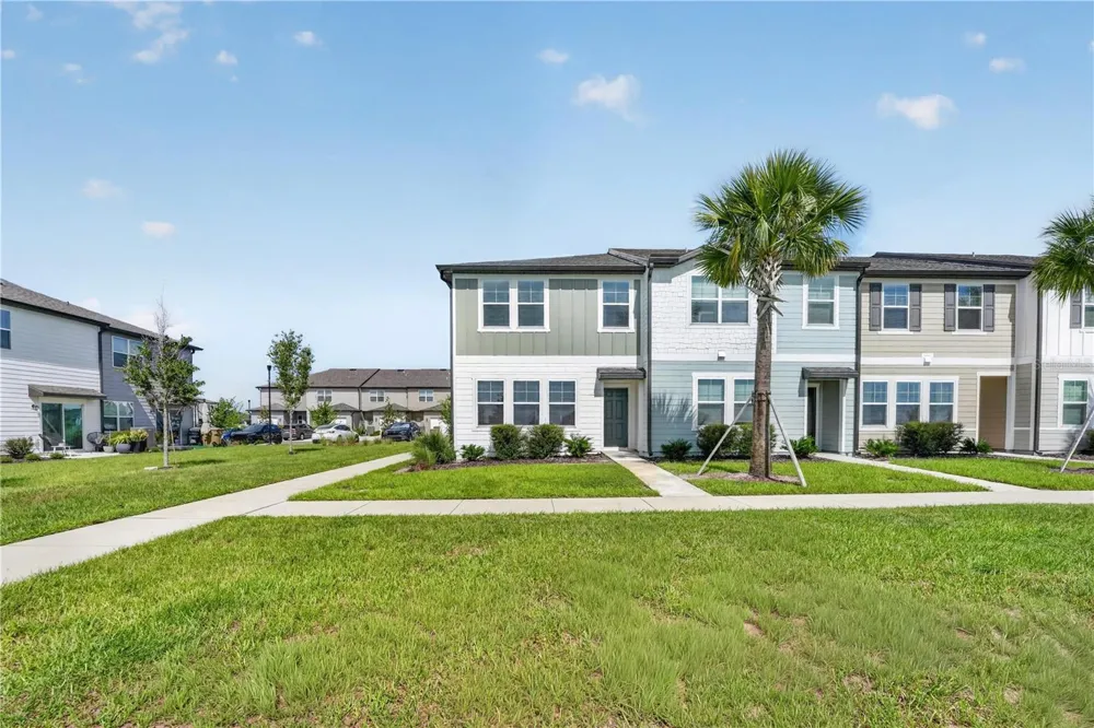 393 GRAND PINE LANE St Cloud, FL 34771