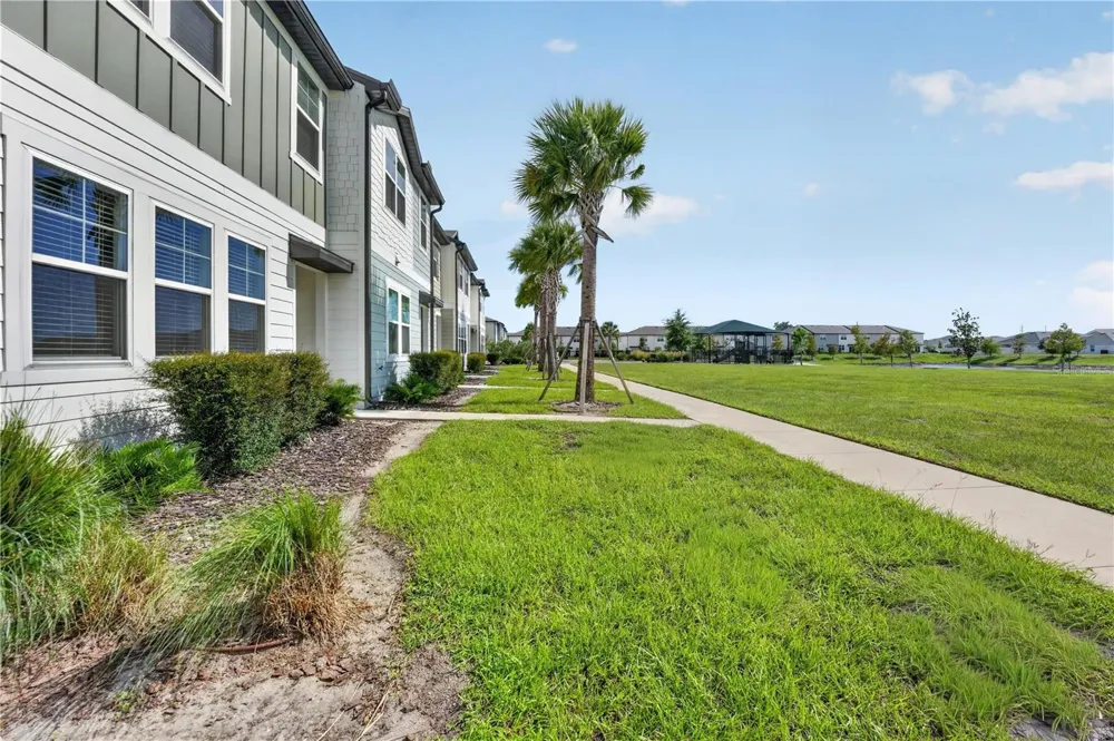 393 GRAND PINE LANE St Cloud, FL 34771