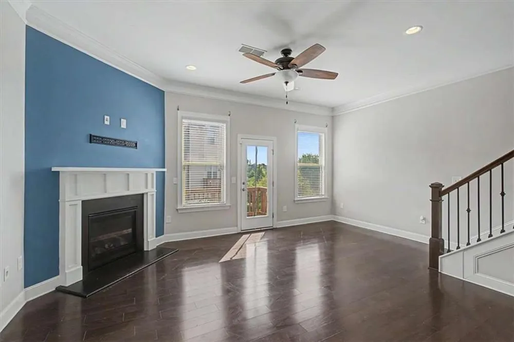 4469 Dunblane Avenue Sugar Hill, GA 30518