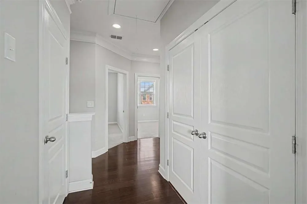 4469 Dunblane Avenue Sugar Hill, GA 30518