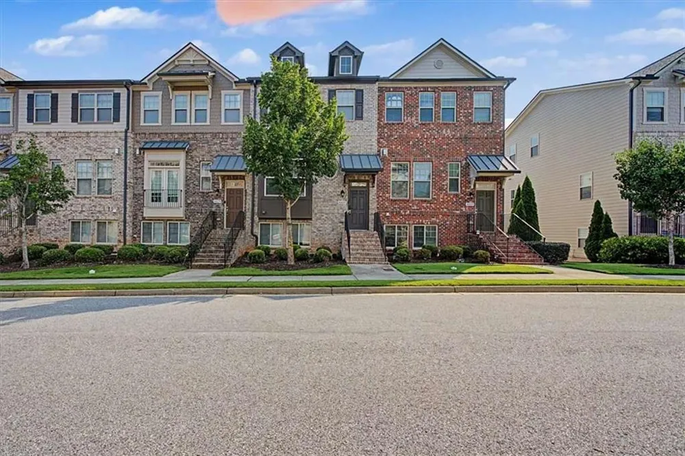 4469 Dunblane Avenue Sugar Hill, GA 30518