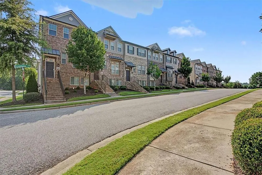 4469 Dunblane Avenue Sugar Hill, GA 30518