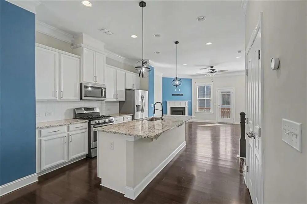 4469 Dunblane Avenue Sugar Hill, GA 30518