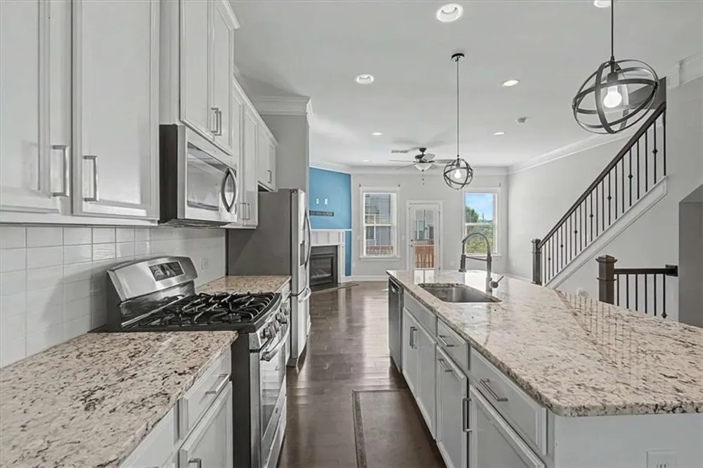 4469 Dunblane Avenue Sugar Hill, GA 30518