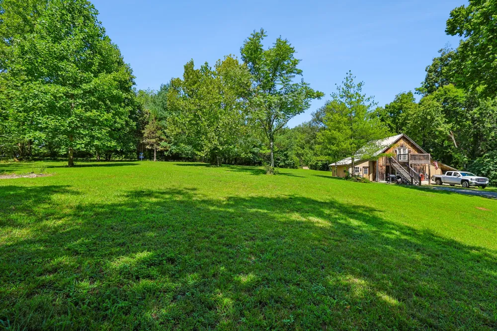 2351 Linwood Rd Watertown, TN 37184