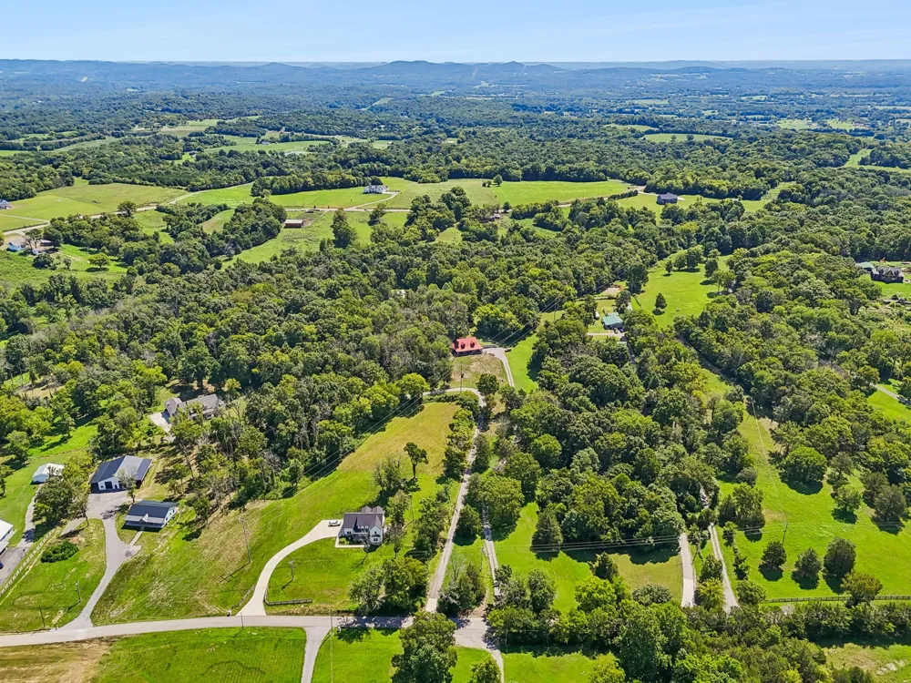 2351 Linwood Rd Watertown, TN 37184