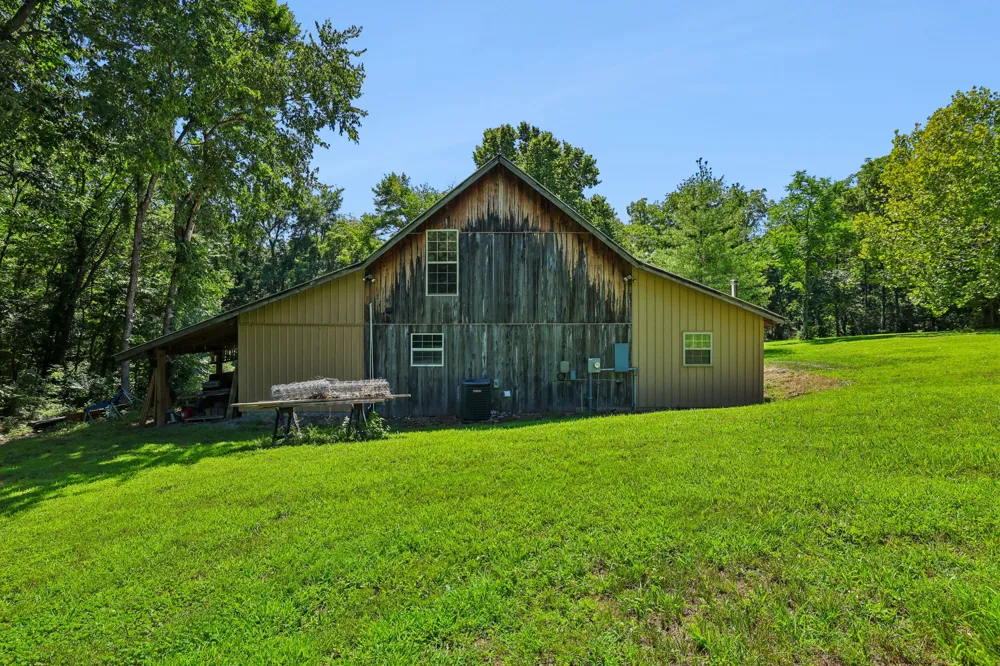2351 Linwood Rd Watertown, TN 37184