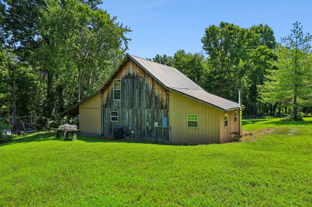 2351 Linwood Rd Watertown, TN 37184