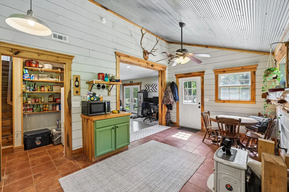 2351 Linwood Rd Watertown, TN 37184
