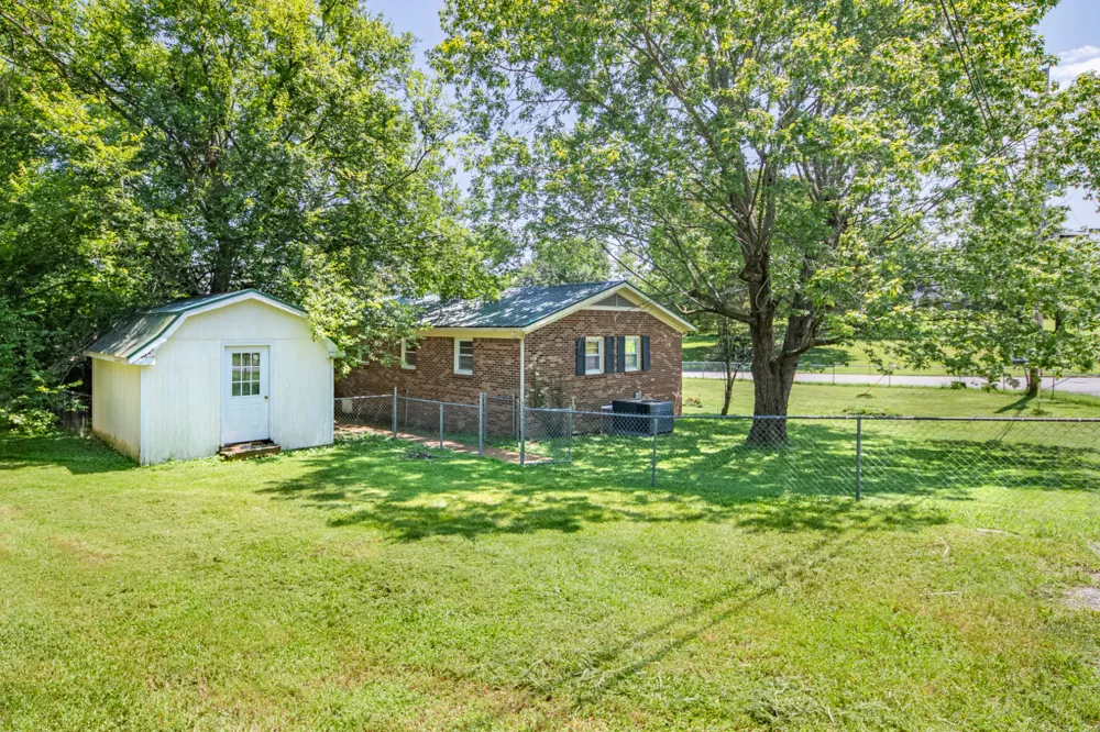 548 Spring St Lewisburg, TN 37091