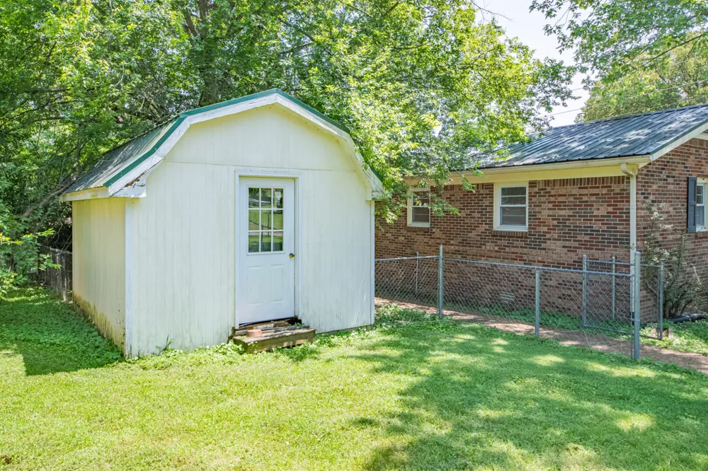 548 Spring St Lewisburg, TN 37091