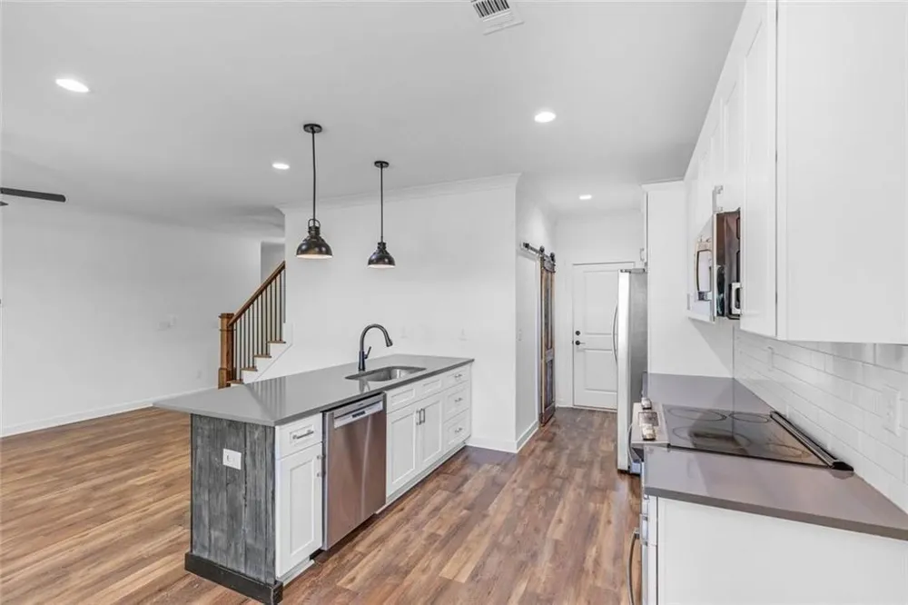 5466 Whitehall Road Lula, GA 30554