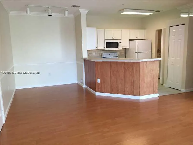 4704 SW 160th Ave #222 Miramar, FL 33027