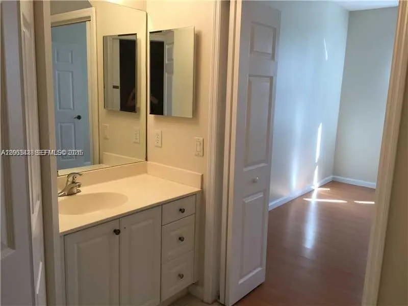 4704 SW 160th Ave #222 Miramar, FL 33027