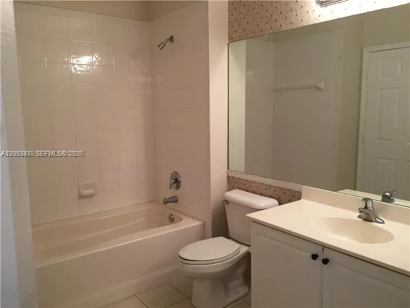 4704 SW 160th Ave #222 Miramar, FL 33027