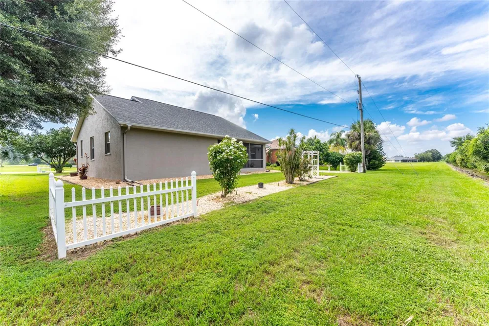 7011 N PLUM TREE Punta Gorda, FL 33955