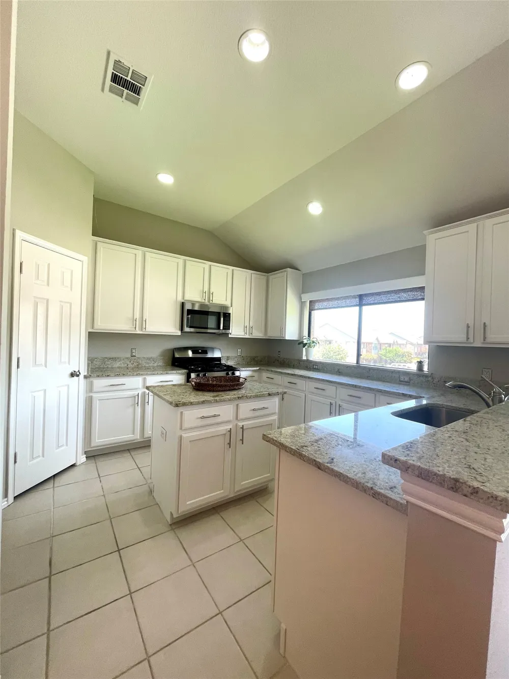 1988 Signal Ridge Place Rockwall, TX 75032