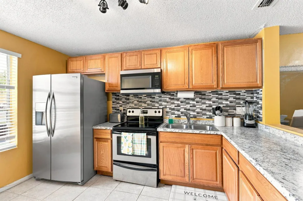 2232 SW 81st Avenue Miramar, FL 33025