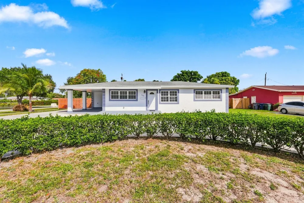 1100 7TH STREET Lake Park, FL 33403