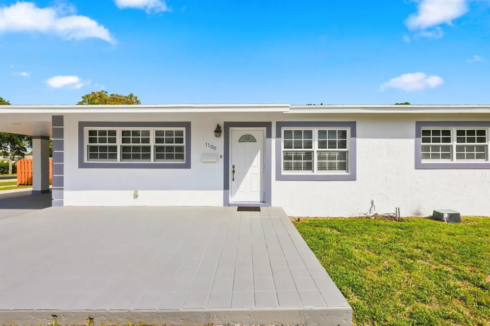 1100 7TH STREET Lake Park, FL 33403