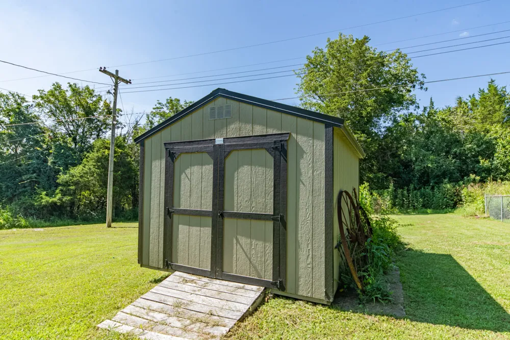 322 W Berkley Cir Lewisburg, TN 37091