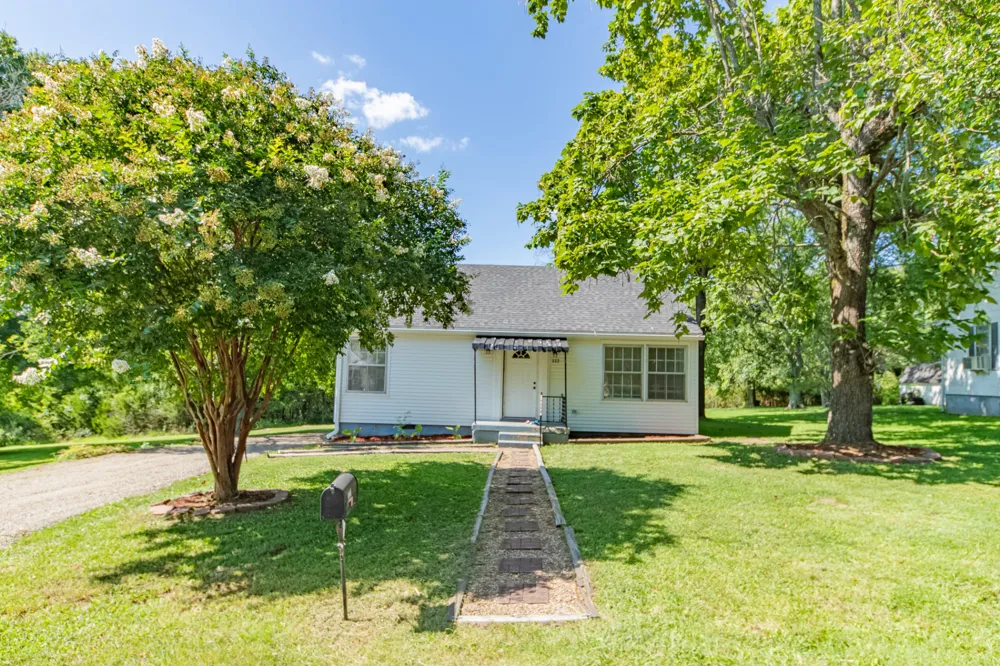 322 W Berkley Cir Lewisburg, TN 37091
