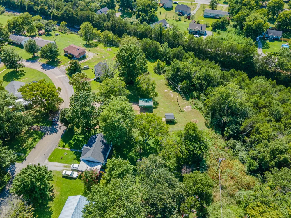 322 W Berkley Cir Lewisburg, TN 37091