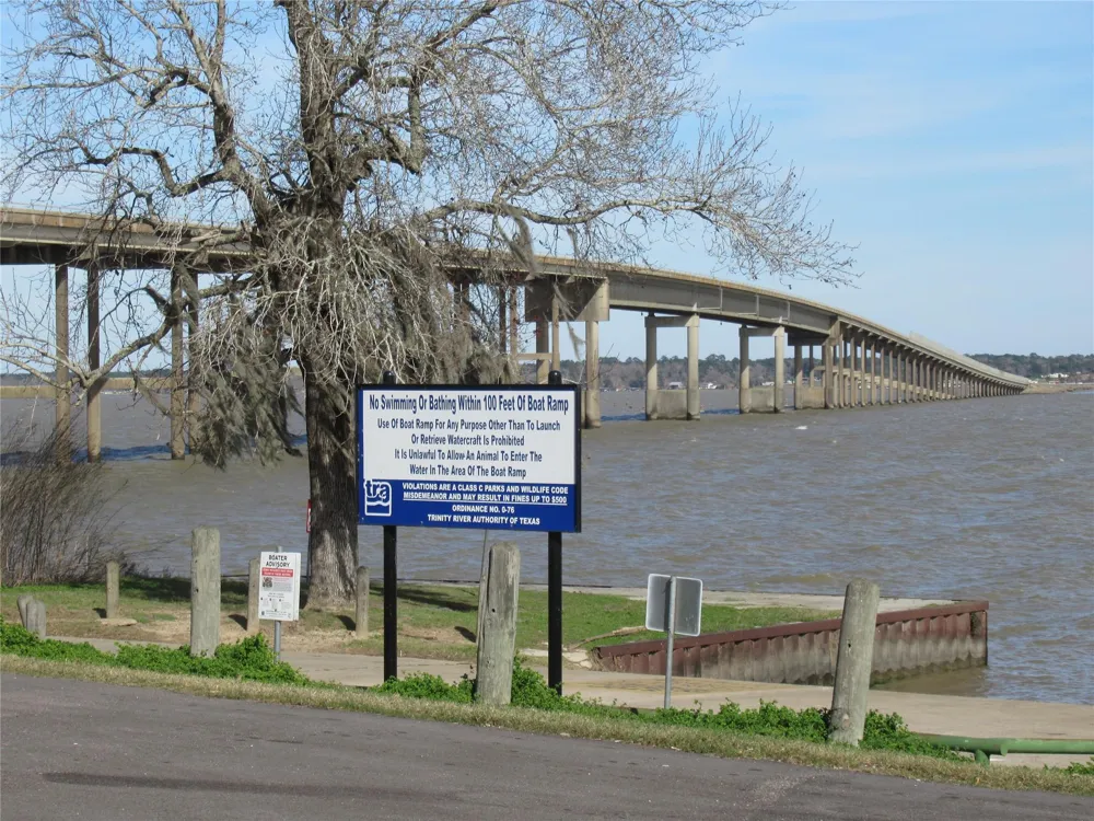 Hwy 190 E Point Blank, TX 77364