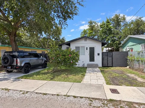 135 NW 68th St