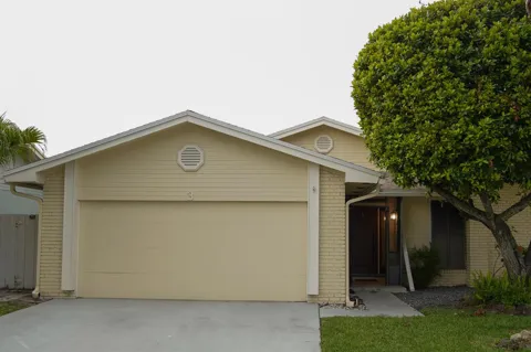 3 Hammond Place