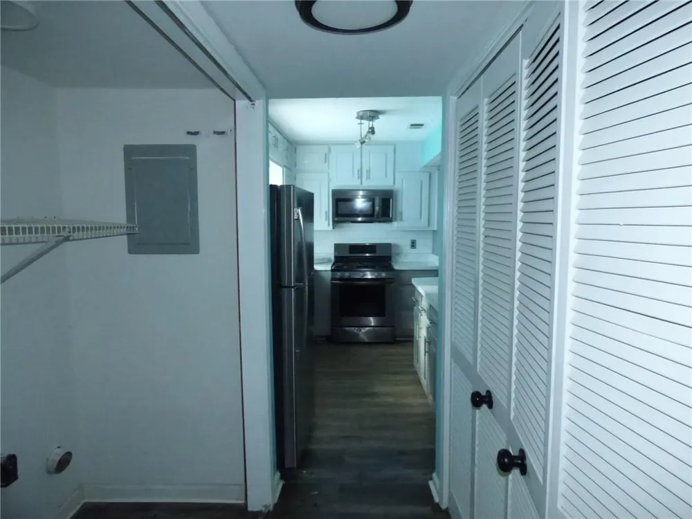 1572 Circlestone Drive Stone Mountain, GA 30088