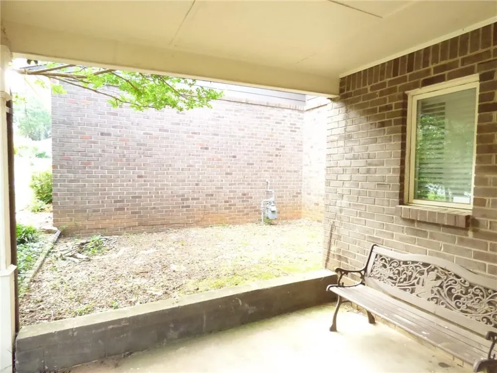 1572 Circlestone Drive Stone Mountain, GA 30088