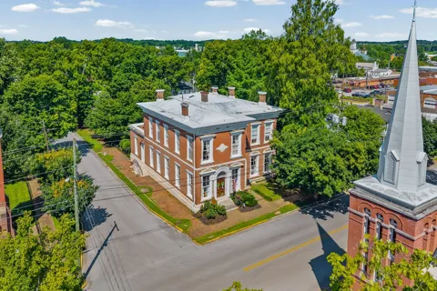 296 S Main St
