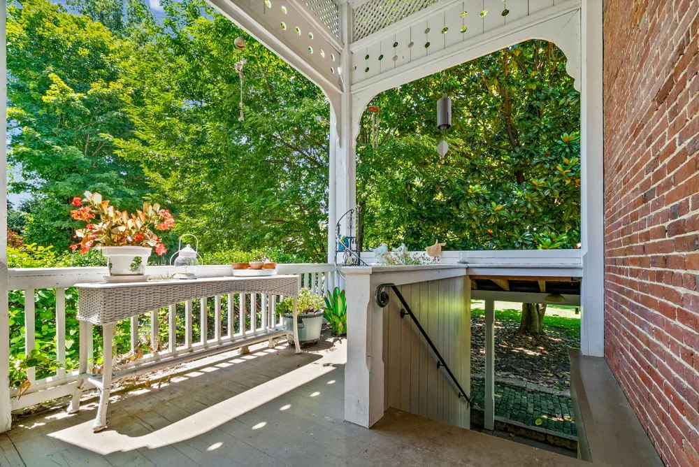 296 S Main St Russellville, KY 42276