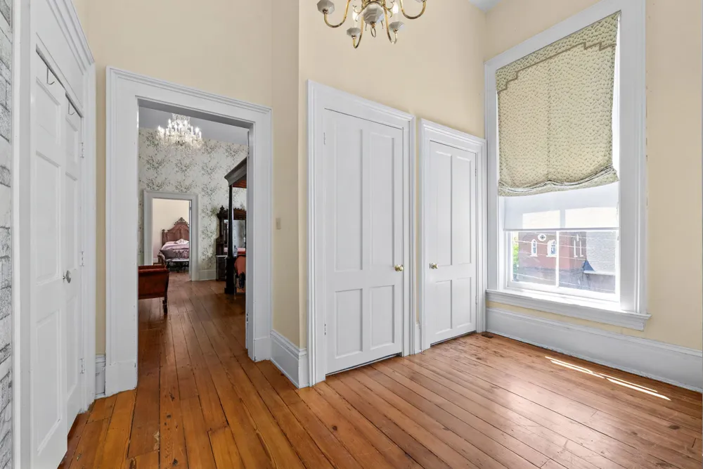 296 S Main St Russellville, KY 42276