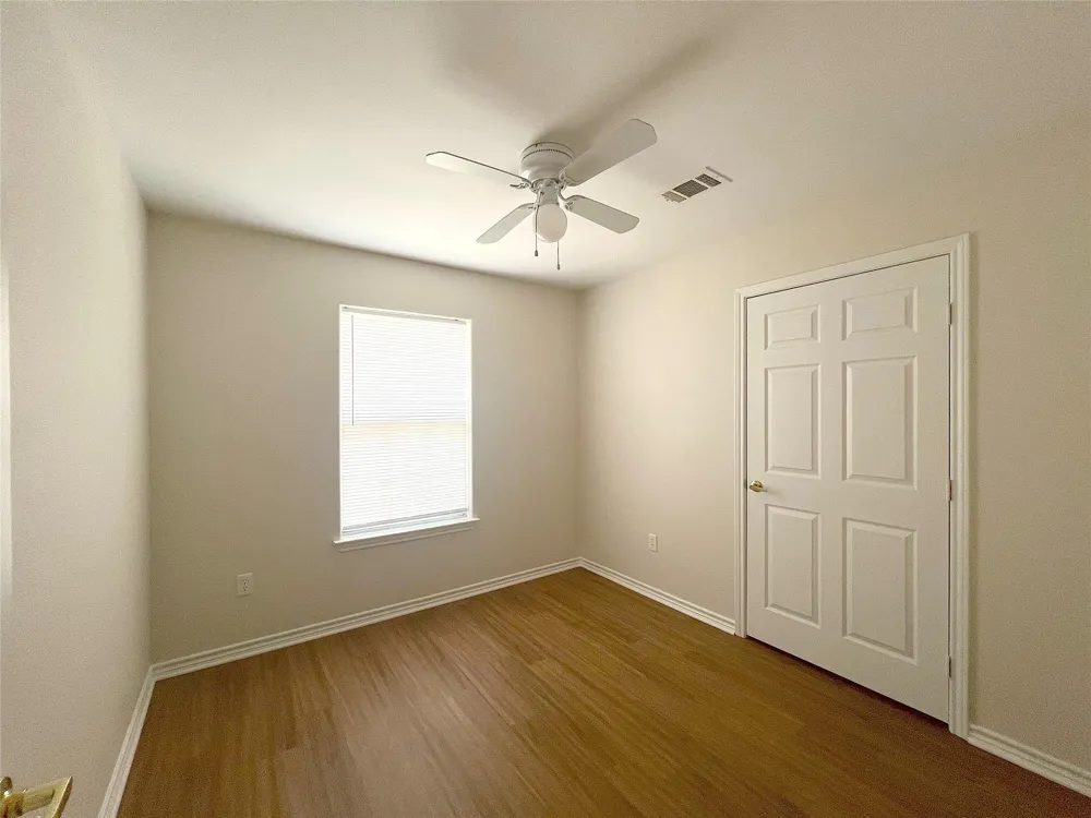1006 2nd Street Louise, TX 77455