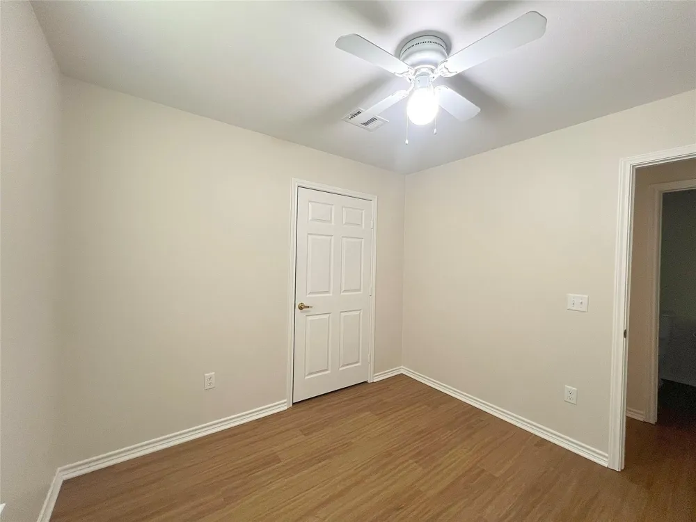 1006 2nd Street Louise, TX 77455