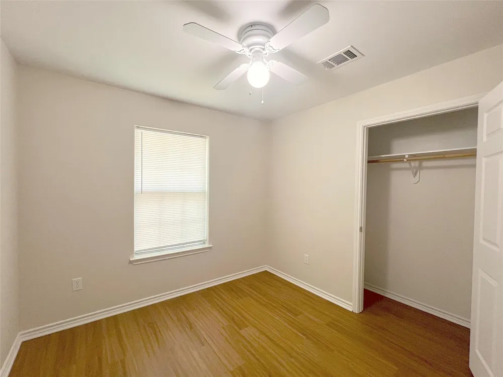 1006 2nd Street Louise, TX 77455