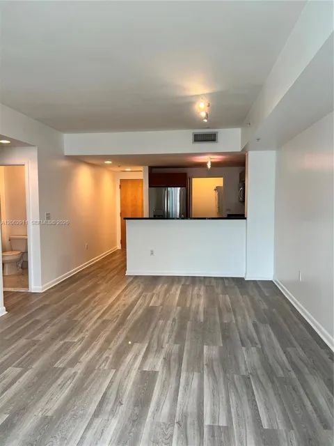 244 Biscayne Blvd #2609