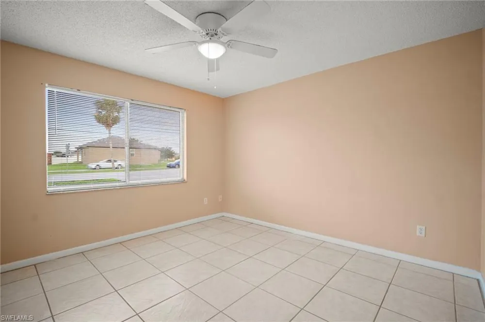 4406 santa barbara Boulevard #B Cape Coral, FL 33914