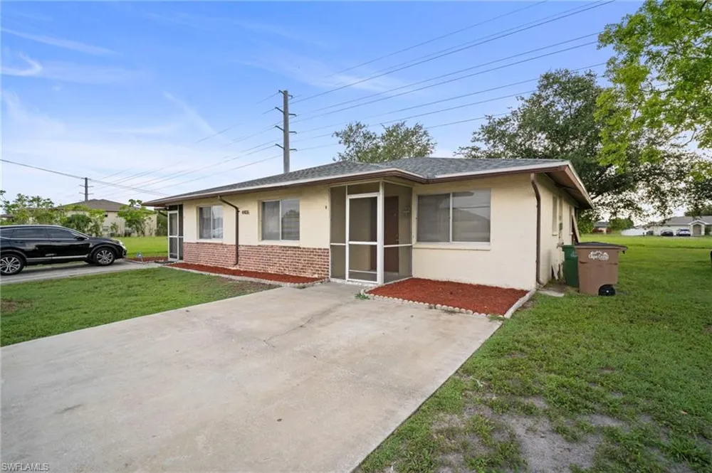 4406 santa barbara Boulevard #B Cape Coral, FL 33914
