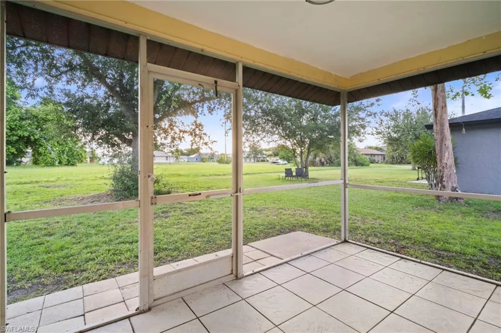 4406 santa barbara Boulevard #B Cape Coral, FL 33914
