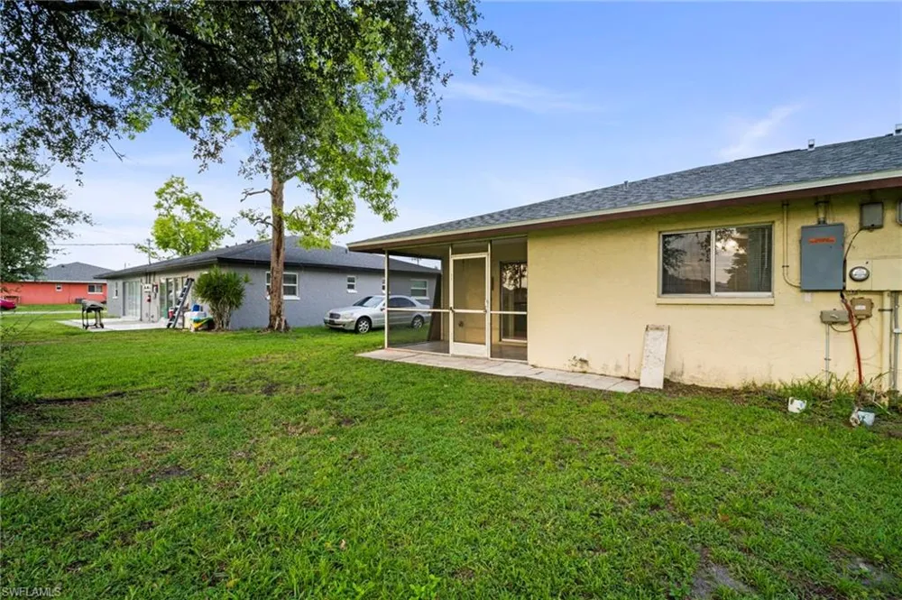 4406 santa barbara Boulevard #B Cape Coral, FL 33914